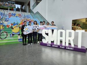 26位方大物理治疗师生参與了中大运动医学日SMART Fest活动，推广恆常运动及健康生活方式的重要性。